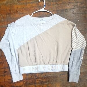 Victoria Sport Colorblock Boxy Fit Sweatshirt Womens M